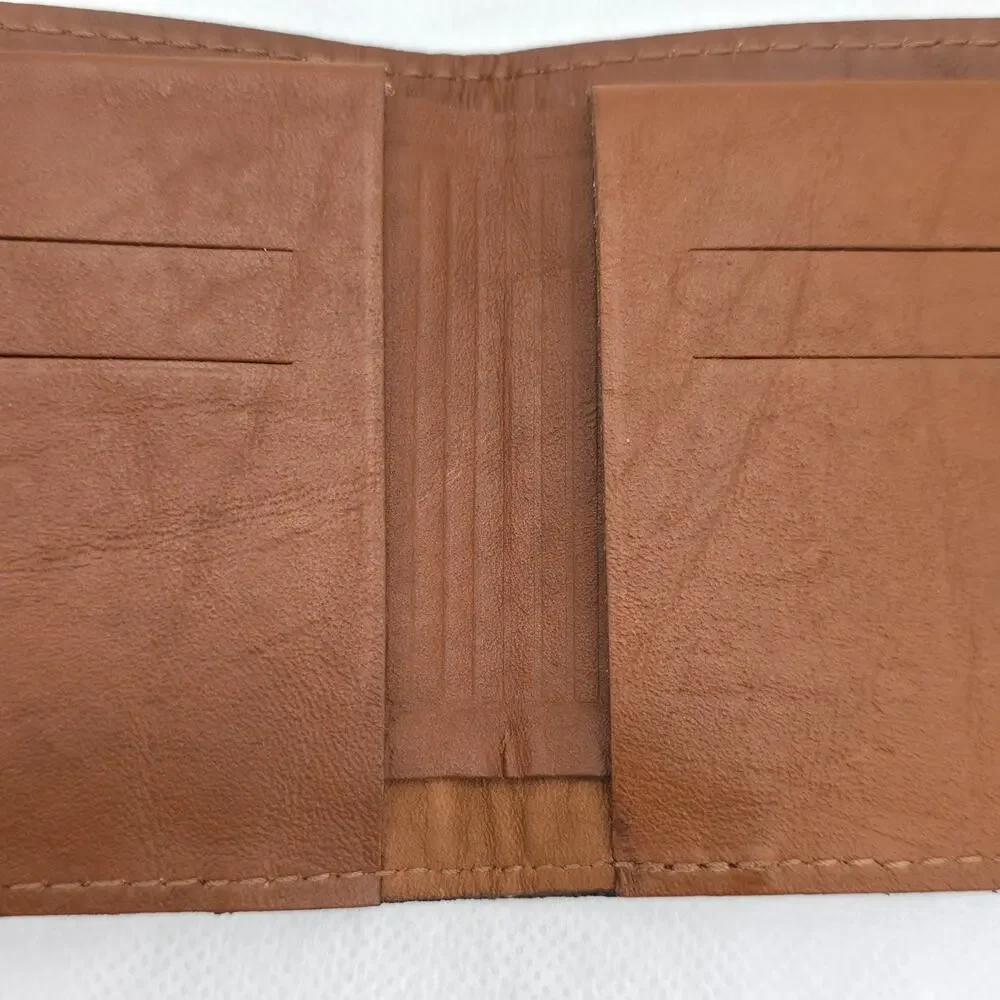 VTG 1988 Marlboro Saddleman's Wallet Leather Bifold Brown New Old Stock Brazil